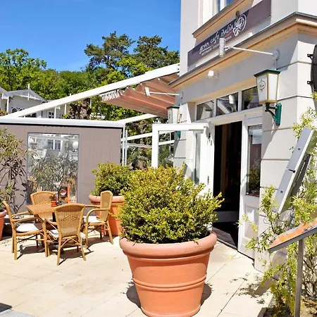 Ferienwohnung Mit Balkon Und Stran * ゼリン
