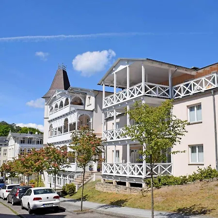 Ferienwohnung Mit Balkon Und Stran ゼリン